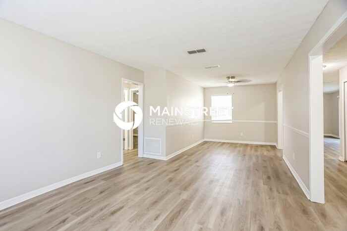 2184 George Wythe Road - Photo 3 of 16