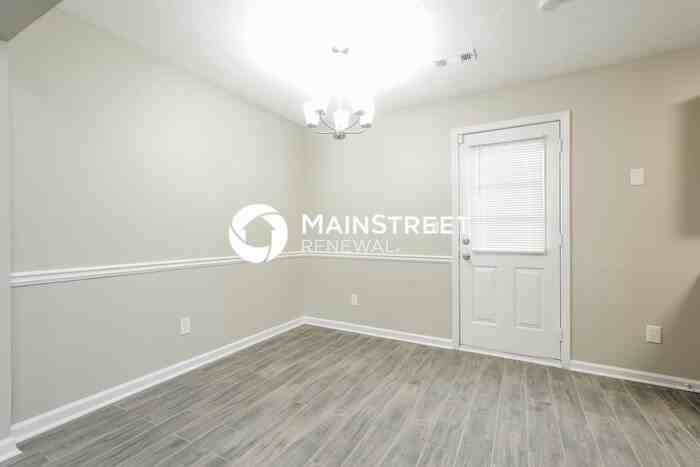 145 Fairclift Drive - Photo 5 of 16