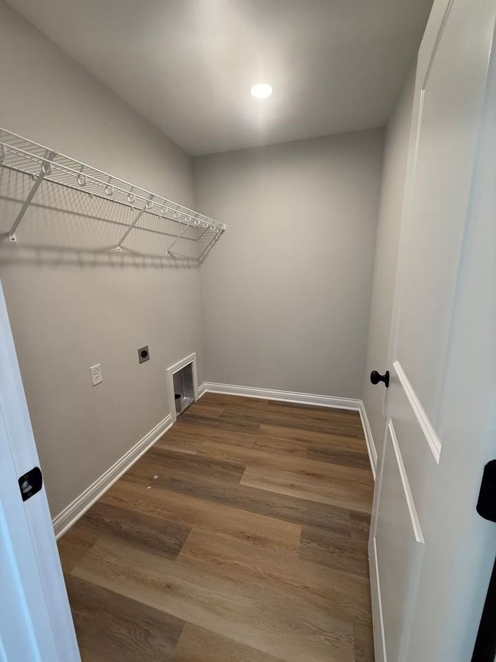 6469 Fortuna Ave - Photo 3 of 24