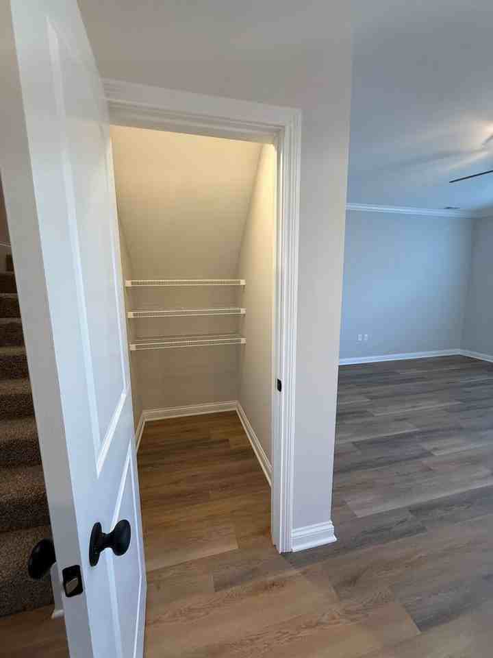 6469 Fortuna Ave - Photo 7 of 24