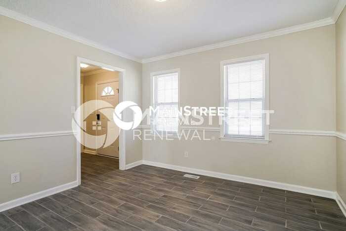 321 Hocutt Dr - Photo 6 of 17
