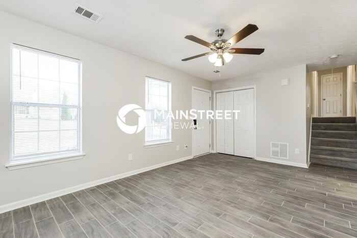 38 Bay Cove Drive - Photo 4 of 17