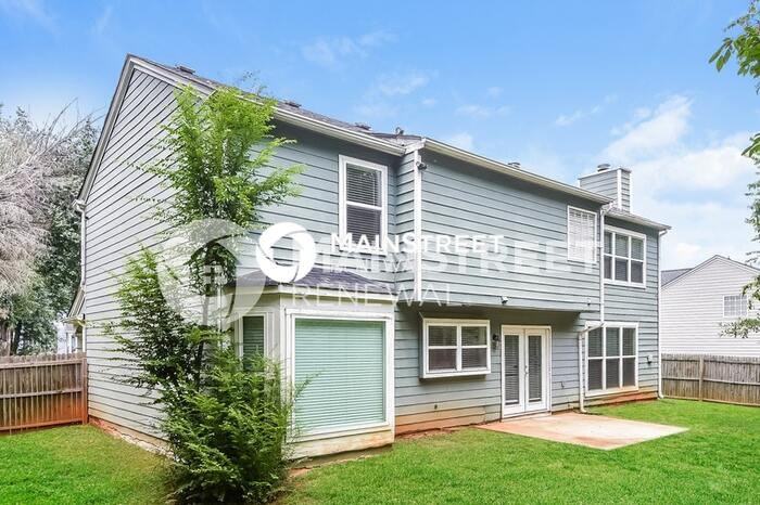 3909 Wintersweet Dr - Photo 4 of 17