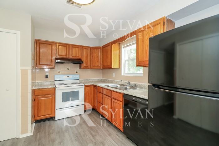 6009 Gwynn Oak Ave - Photo 4 of 15