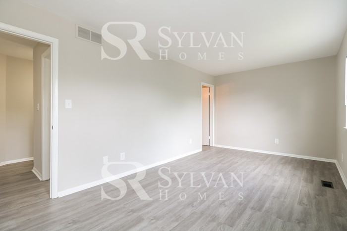 6009 Gwynn Oak Ave - Photo 7 of 15