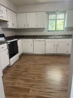 featured image of 3300 Oakland Rd Ne