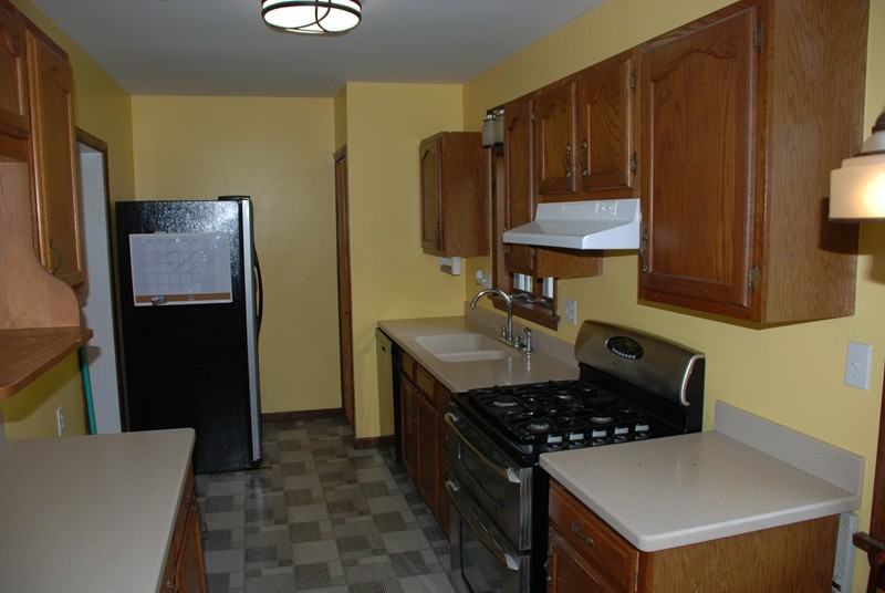 168 S 7th Ave - Photo 3 of 29