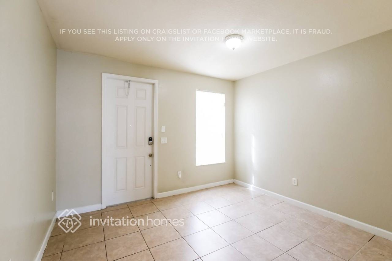 13009 Southwest 132nd Terrace - Photo 5 of 18