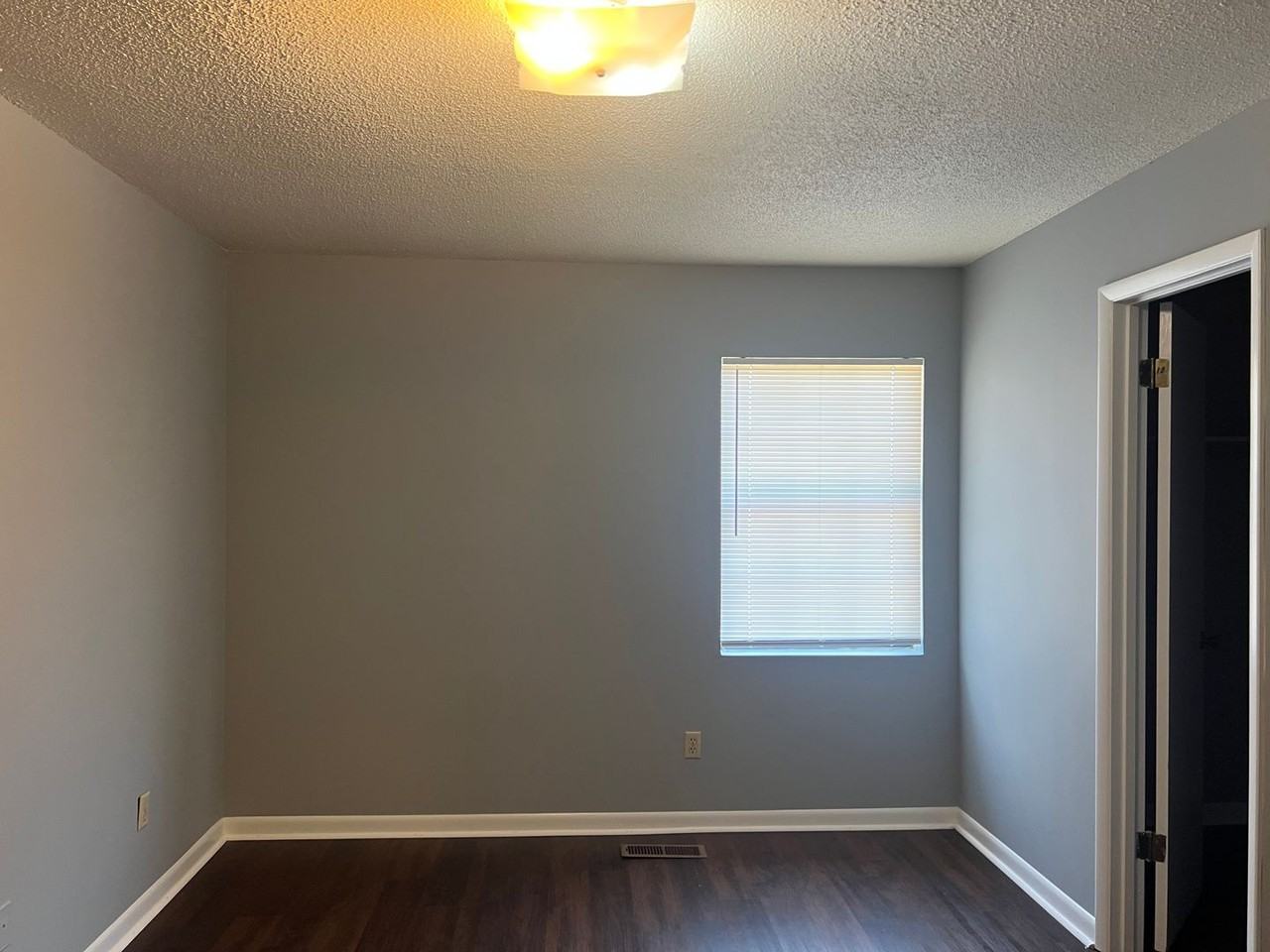 108 Ridgeway Dr #3 - Photo 7 of 20