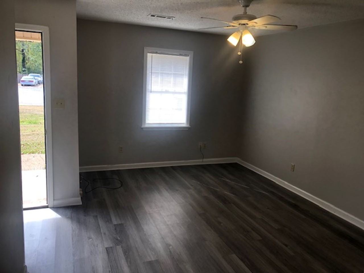 468b Mobile Street - Photo 3 of 8