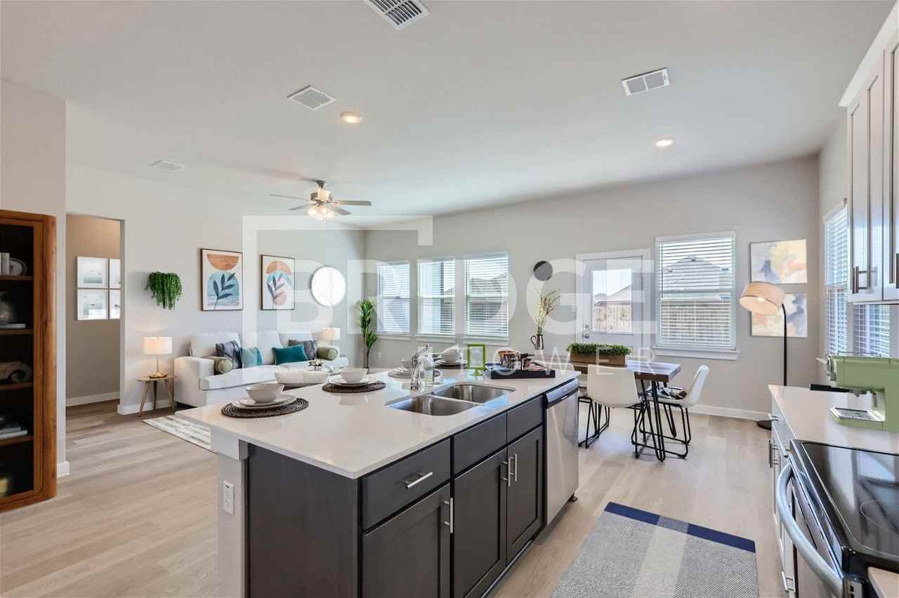 513 Barnwood Ct - Photo 4 of 13