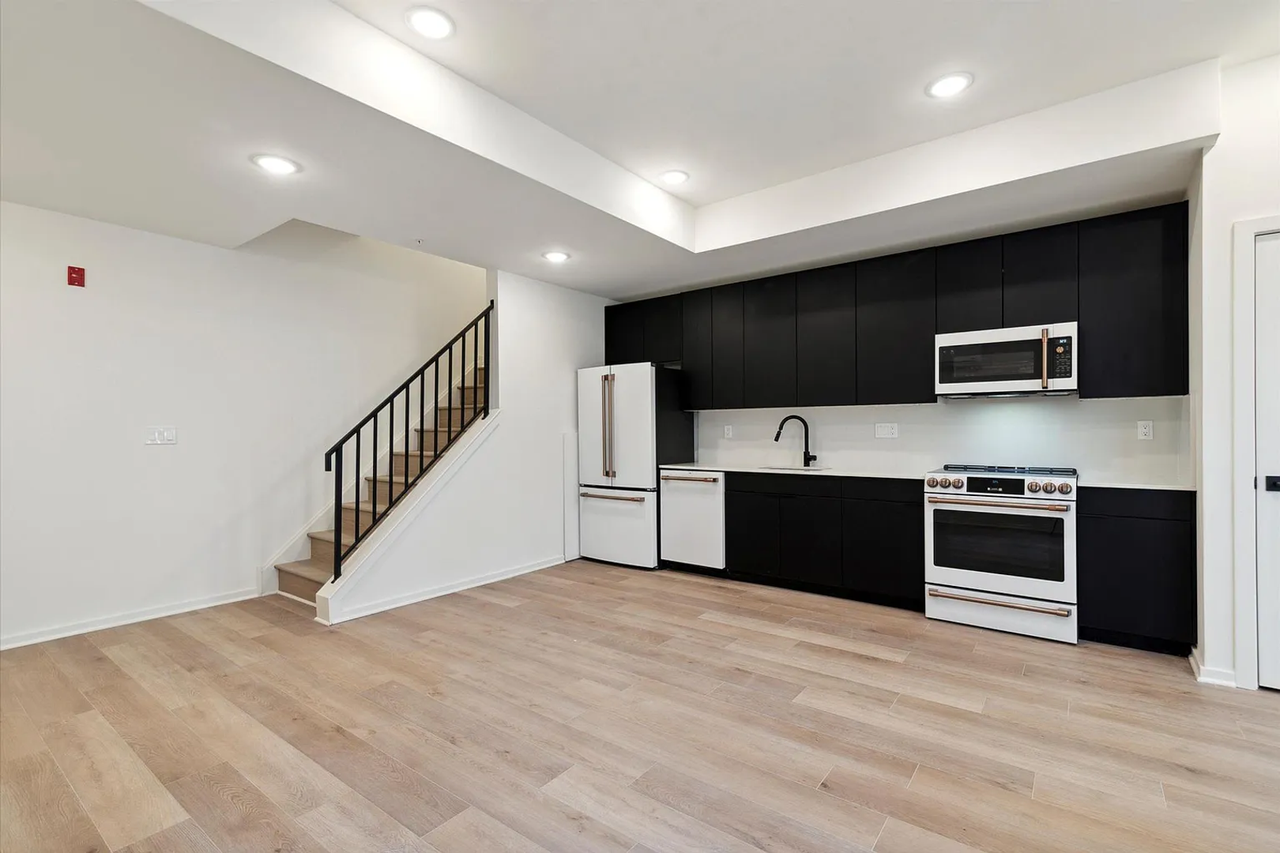 225 N 12th St - Photo 7 of 50