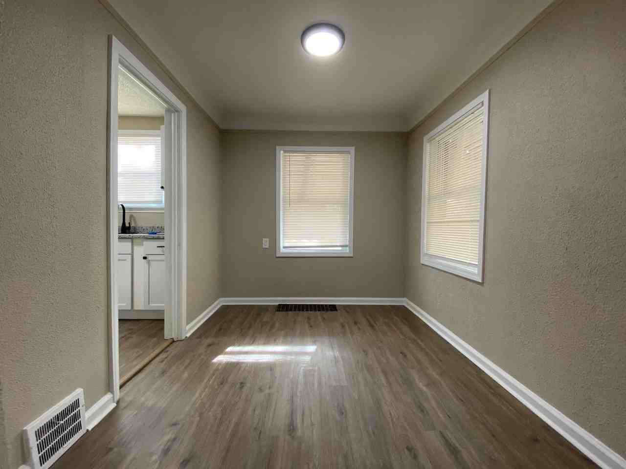 13500 Penrod St - Photo 3 of 8