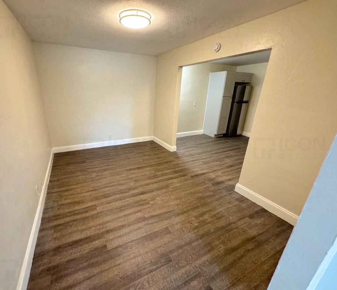 10601 Northwest 45th Street #4 - Photo 5 of 14