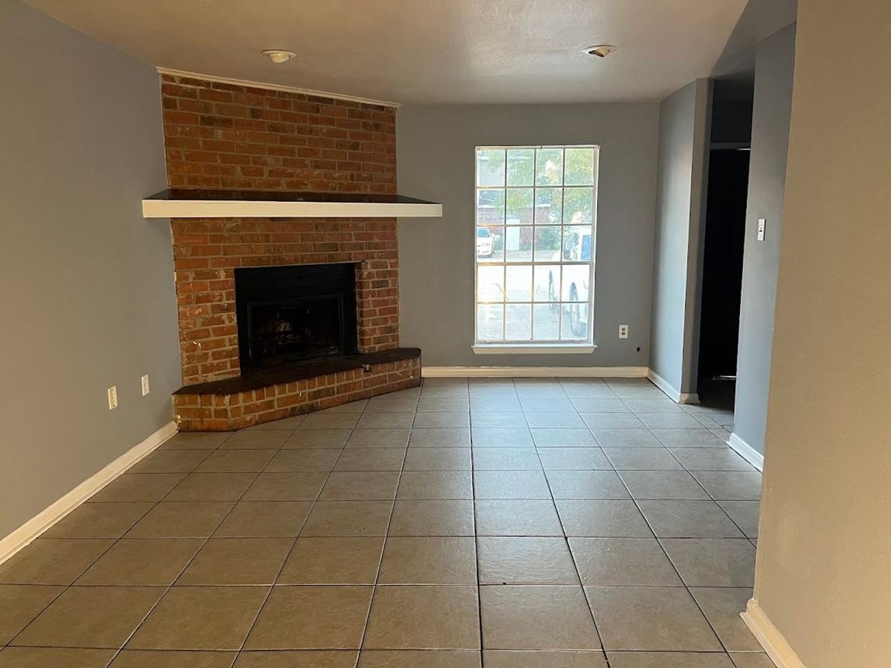 3412 Yorkfield Dr - Photo 2 of 6