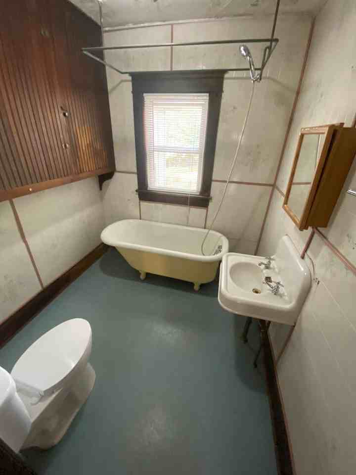 920 E St - Photo 7 of 29