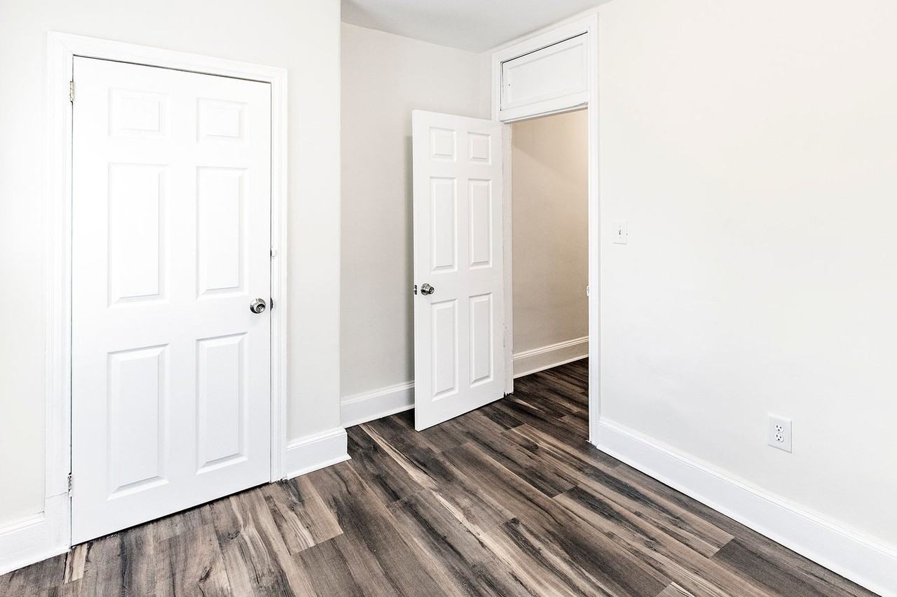 2218 Tatnall Street - Photo 5 of 15