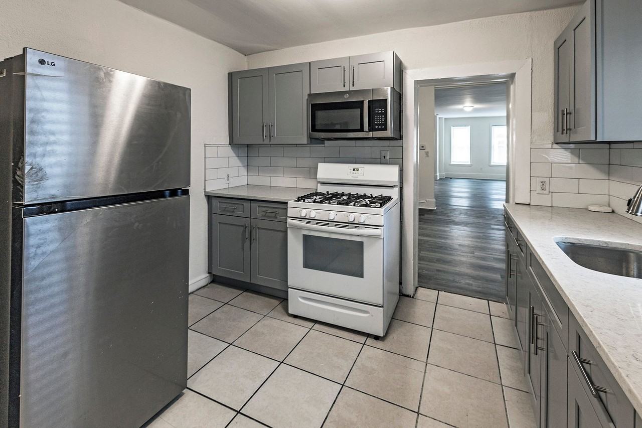 2218 Tatnall Street - Photo 7 of 15