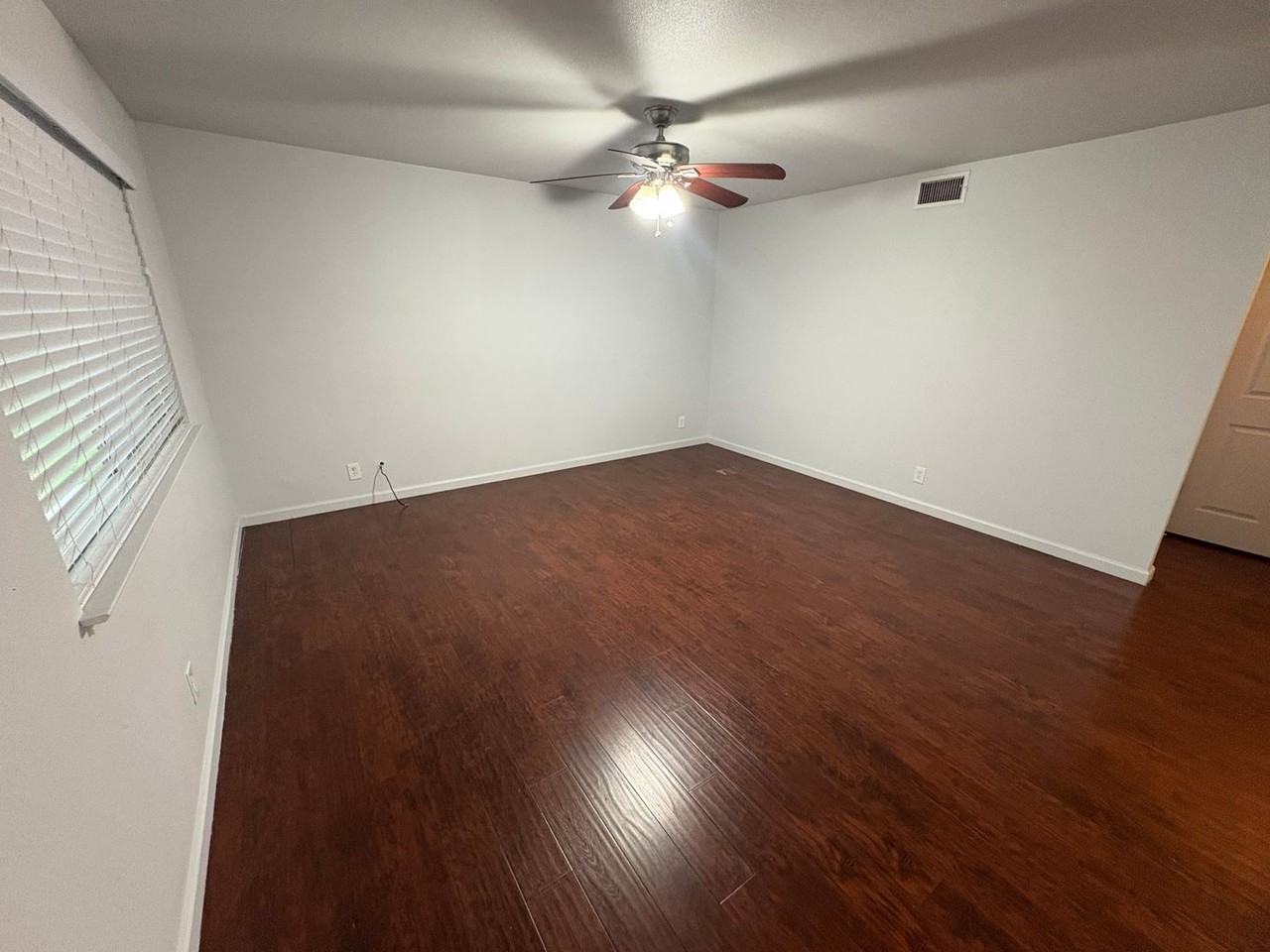 5912 Walerga Rd - Photo 2 of 29