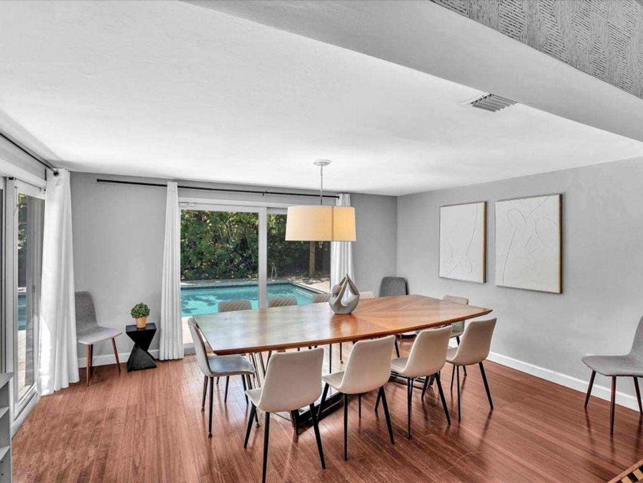 1786 Ne 21st St - Photo 4 of 16