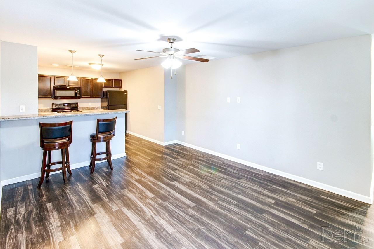 Evansville Co - Photo 3 of 26