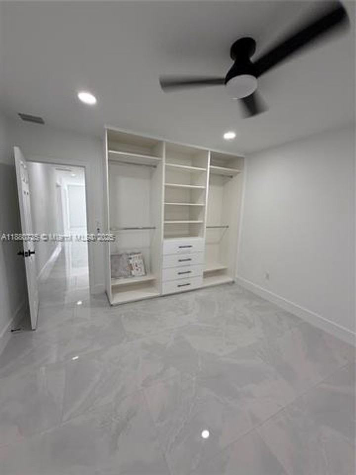841 W 50th St #2 - Photo 2 of 12