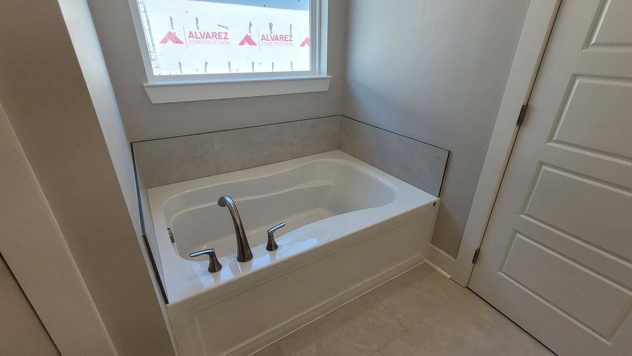 3043 Creekmere Ln - Photo 6 of 16