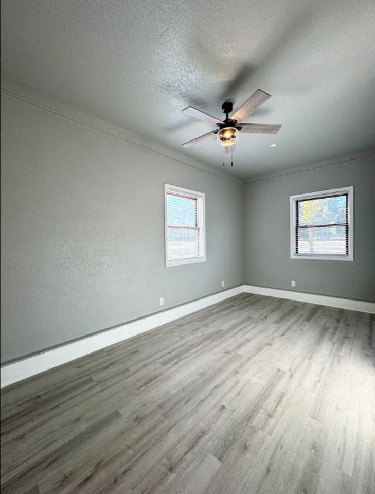 7413 Terry St - Photo 6 of 6