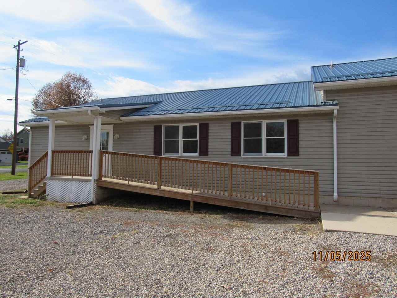 Port Trevorton-Duplex - Photo 2 of 21