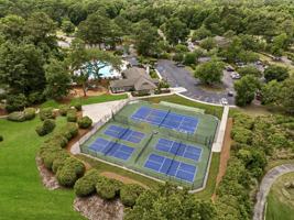 featured image of 11 Eagle Pointe Cir