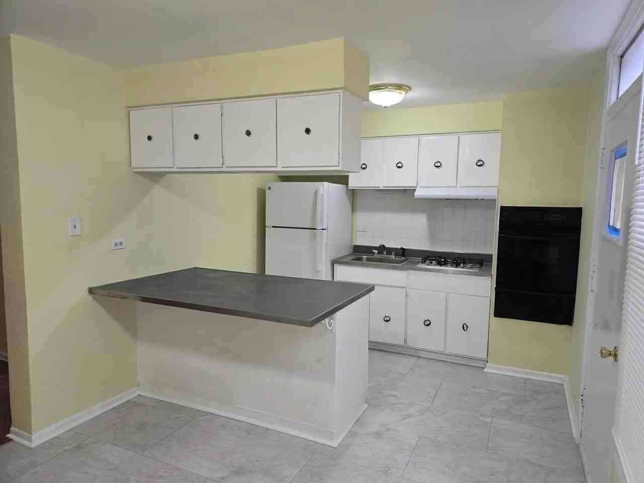 1857 Pine Street #1857