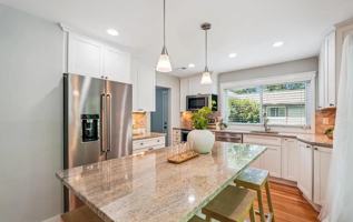 featured image of 276 W Meadowland Ln #NA