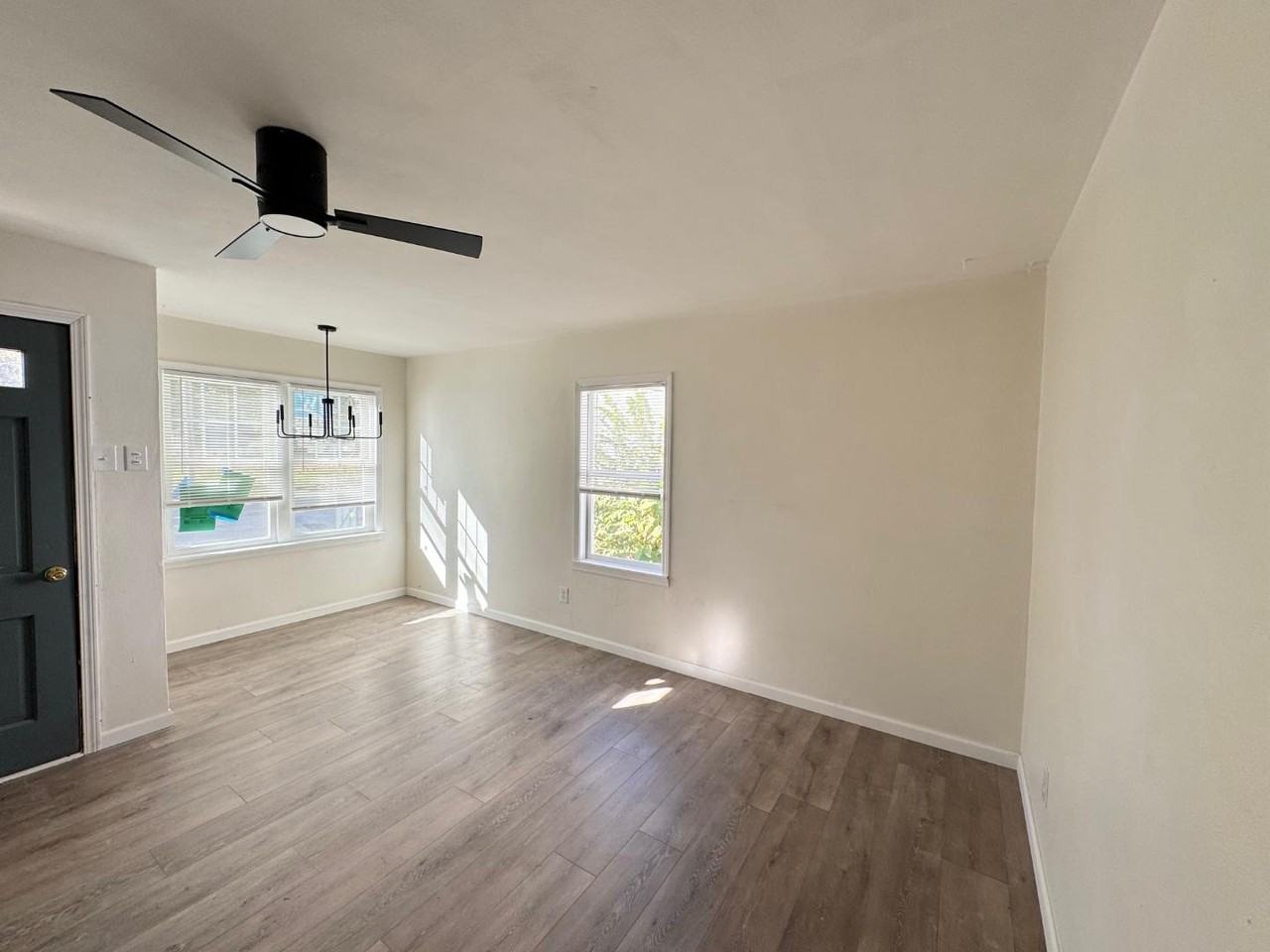 1218 Ridge Ave - Photo 6 of 16