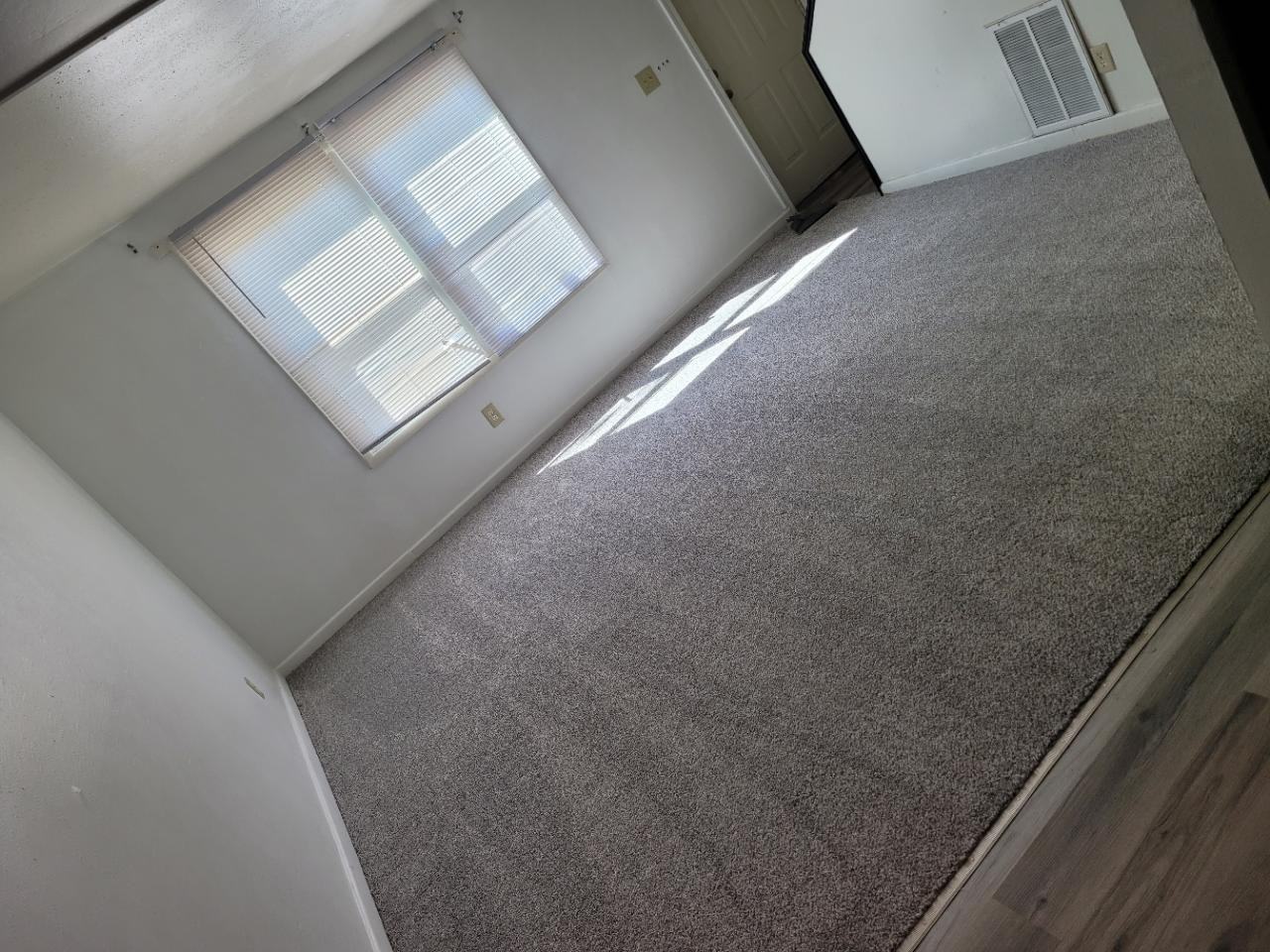 FLORENCE COVE TOWN HOUSES - Photo 2 of 10