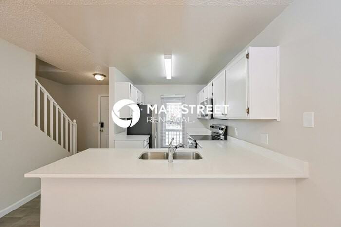 9844 Fairwood Street - Photo 6 of 20