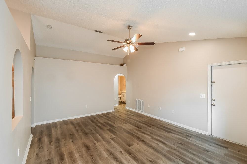 3478 Talisman Dr - Photo 3 of 16