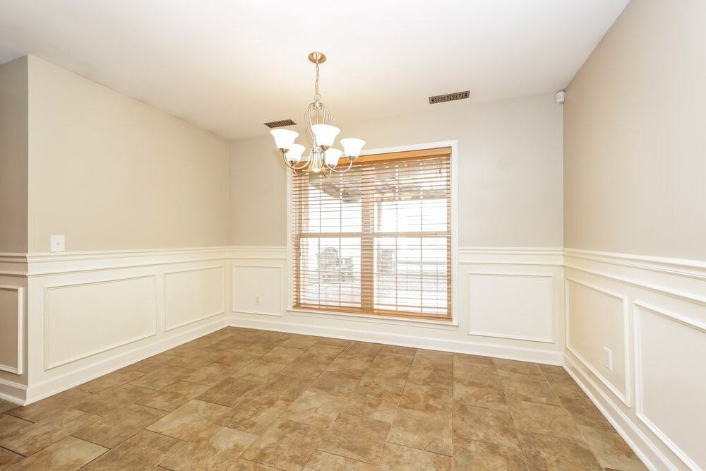 4021 Wisdom Way - Photo 5 of 17