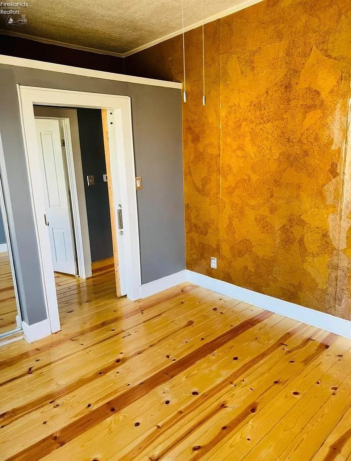 404 Reese St - Photo 3 of 7