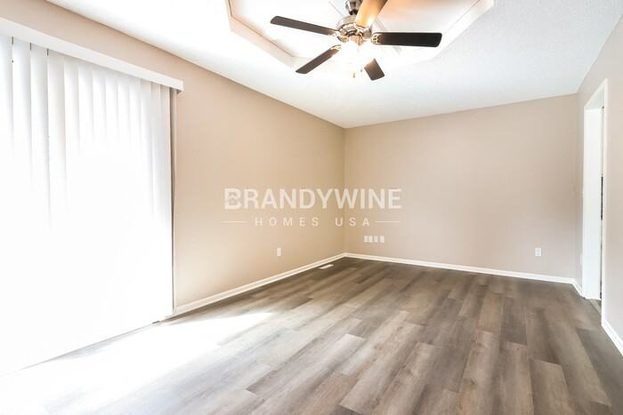 1909 Ne Mckee Ln - Photo 2 of 24