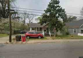 featured image of 2379 2nd St