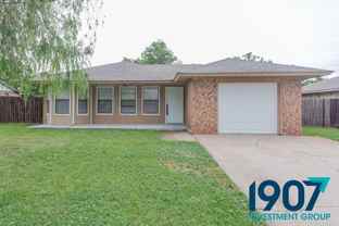 913 Se 15th St - Photo 1 of 1