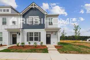 257 Delilah Aly - Photo 1 of 1