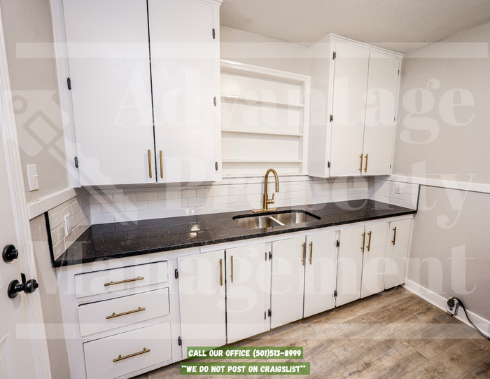 4623 West 30th Street - Photo 4 of 21