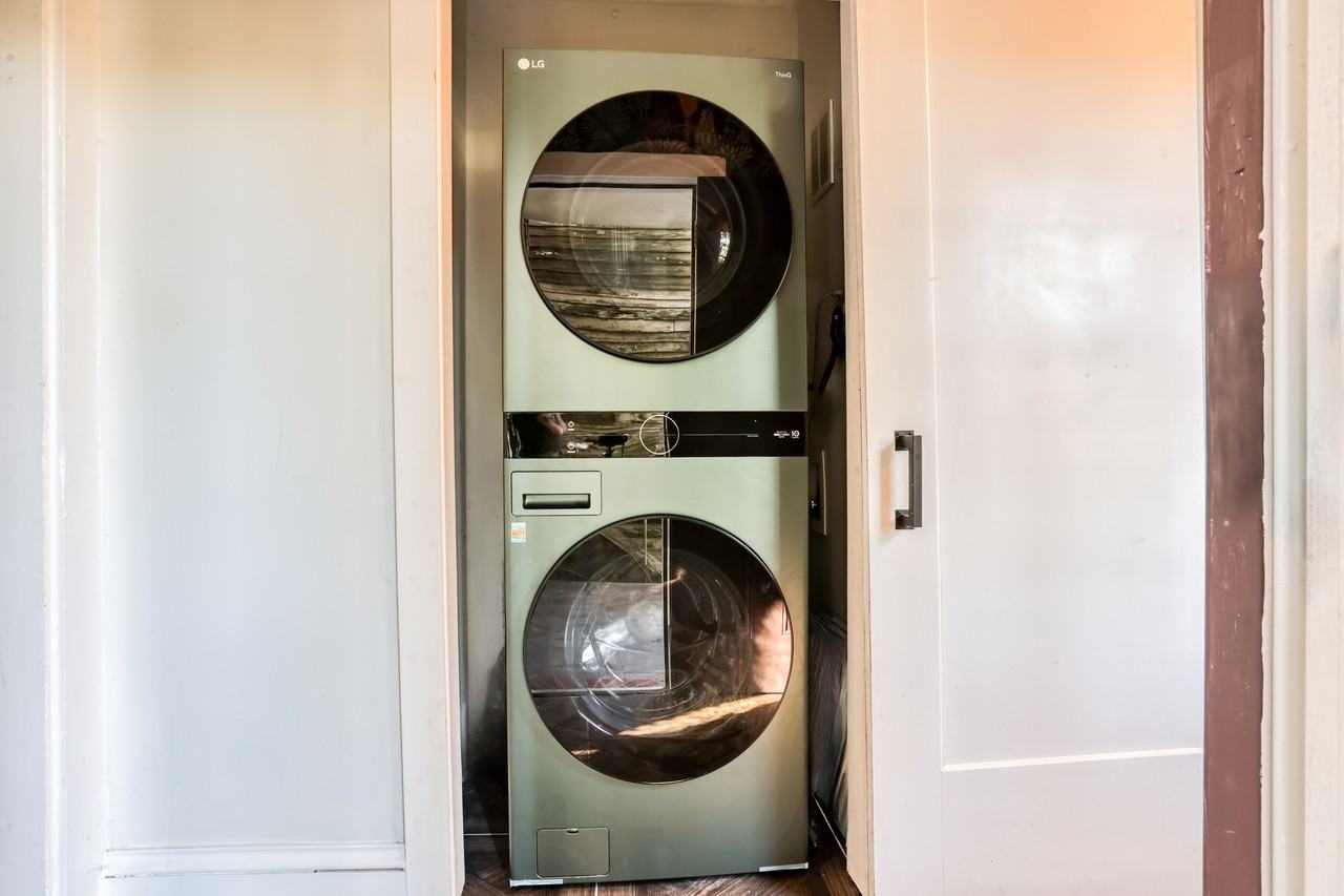 310 E Henry St #NA - Photo 3 of 11