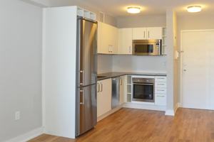 featured image of 230 Oak St