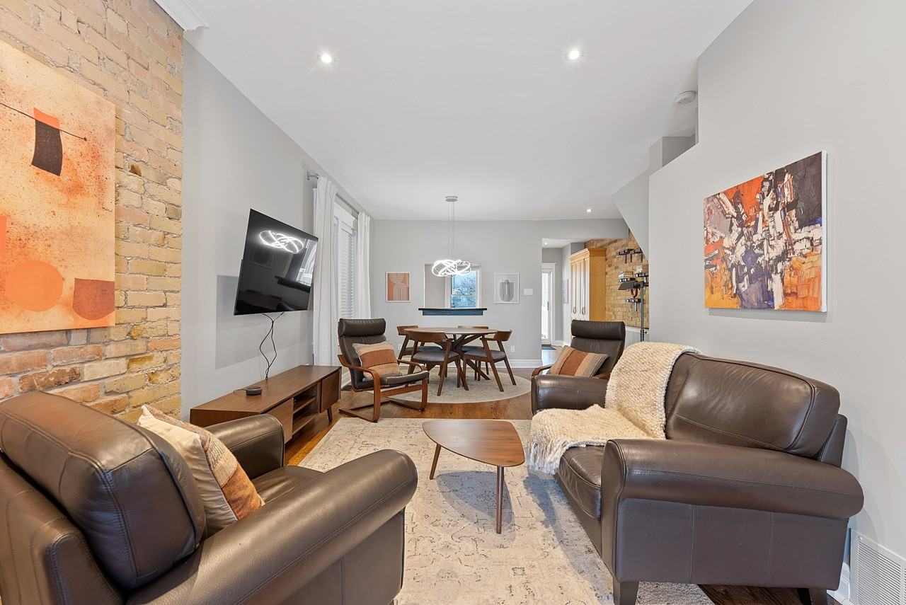 39 Lee Ave Main Fl #1 - Photo 4 of 35