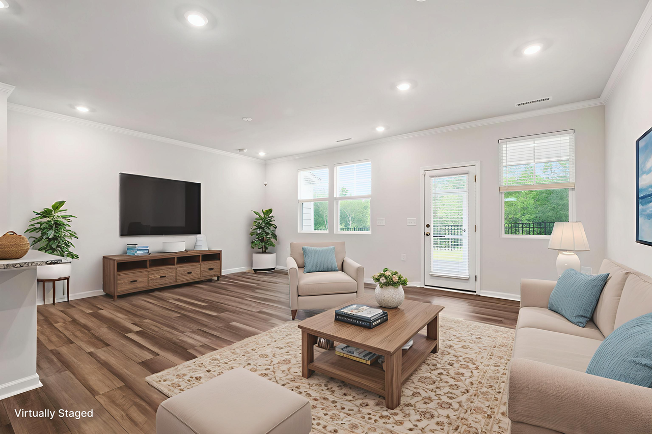 214 Lennox Spring Dr