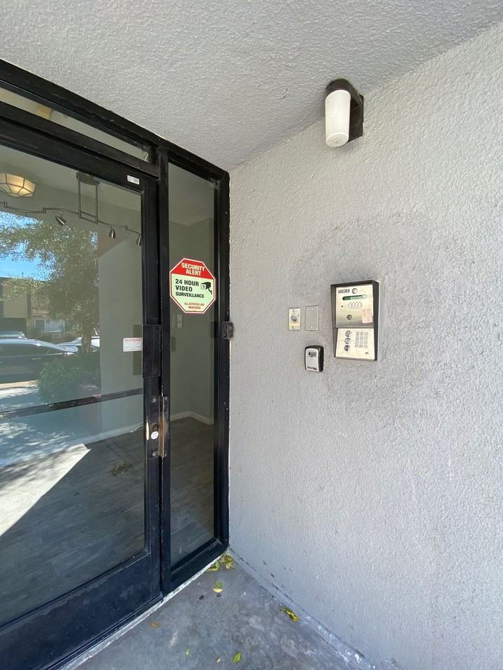 Hudson (Trust) - Photo 2 of 21