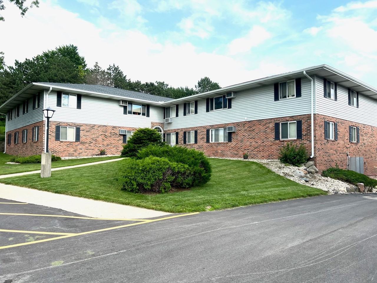 Honeysuckle Apartments - Photo 2 of 9