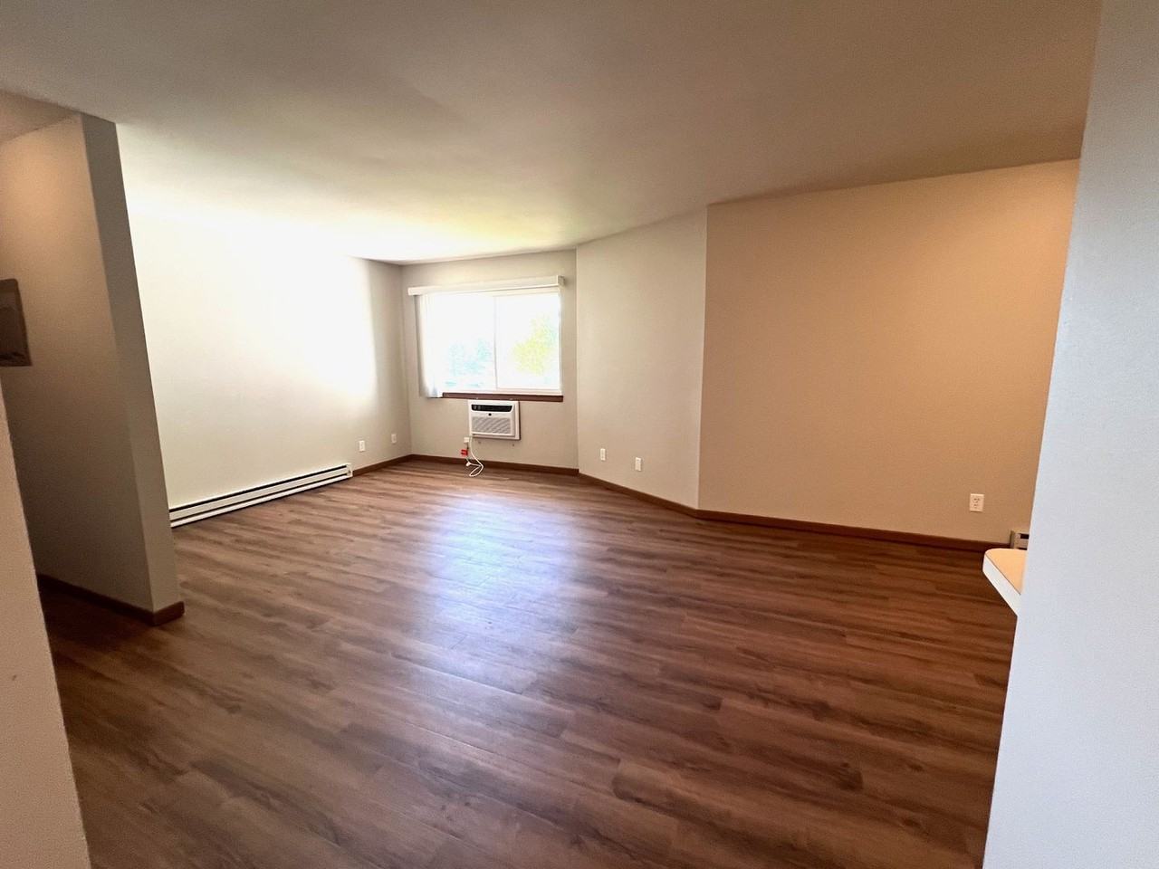 Honeysuckle Apartments - Photo 4 of 9